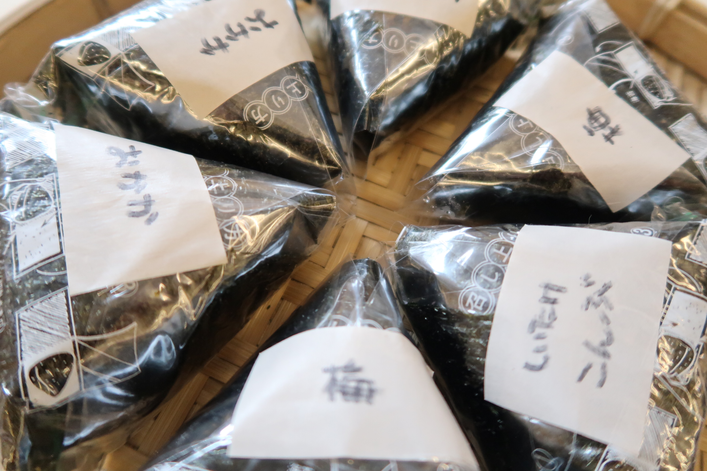 酵素玄米おにぎり入荷です