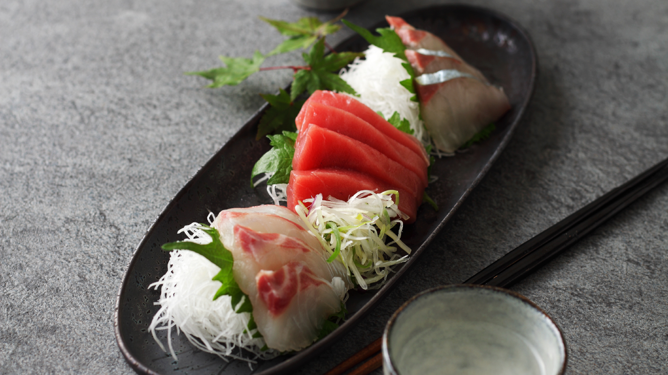 お料理を贅沢に演出