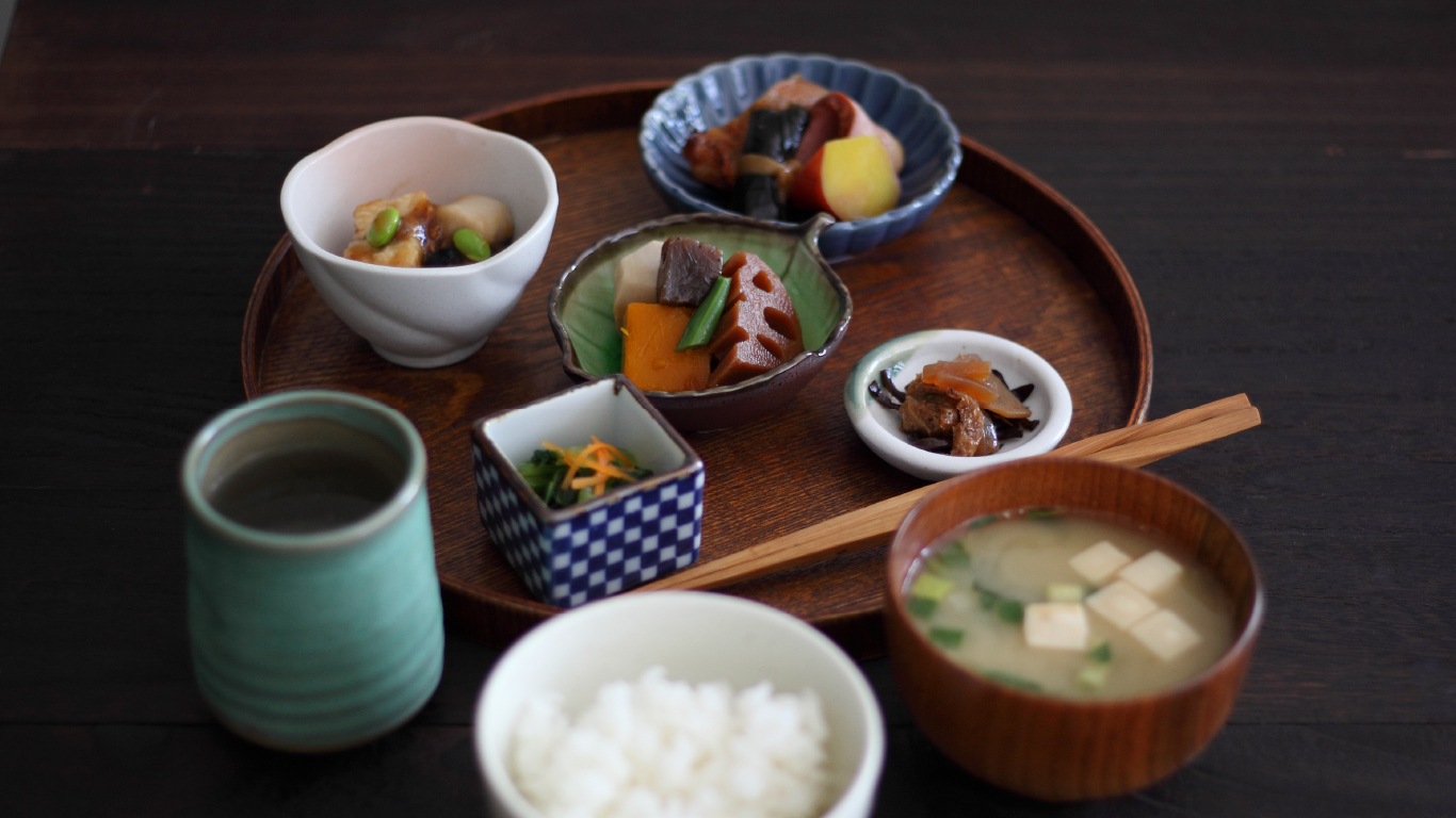 いろんな器で愉しむ惣菜膳