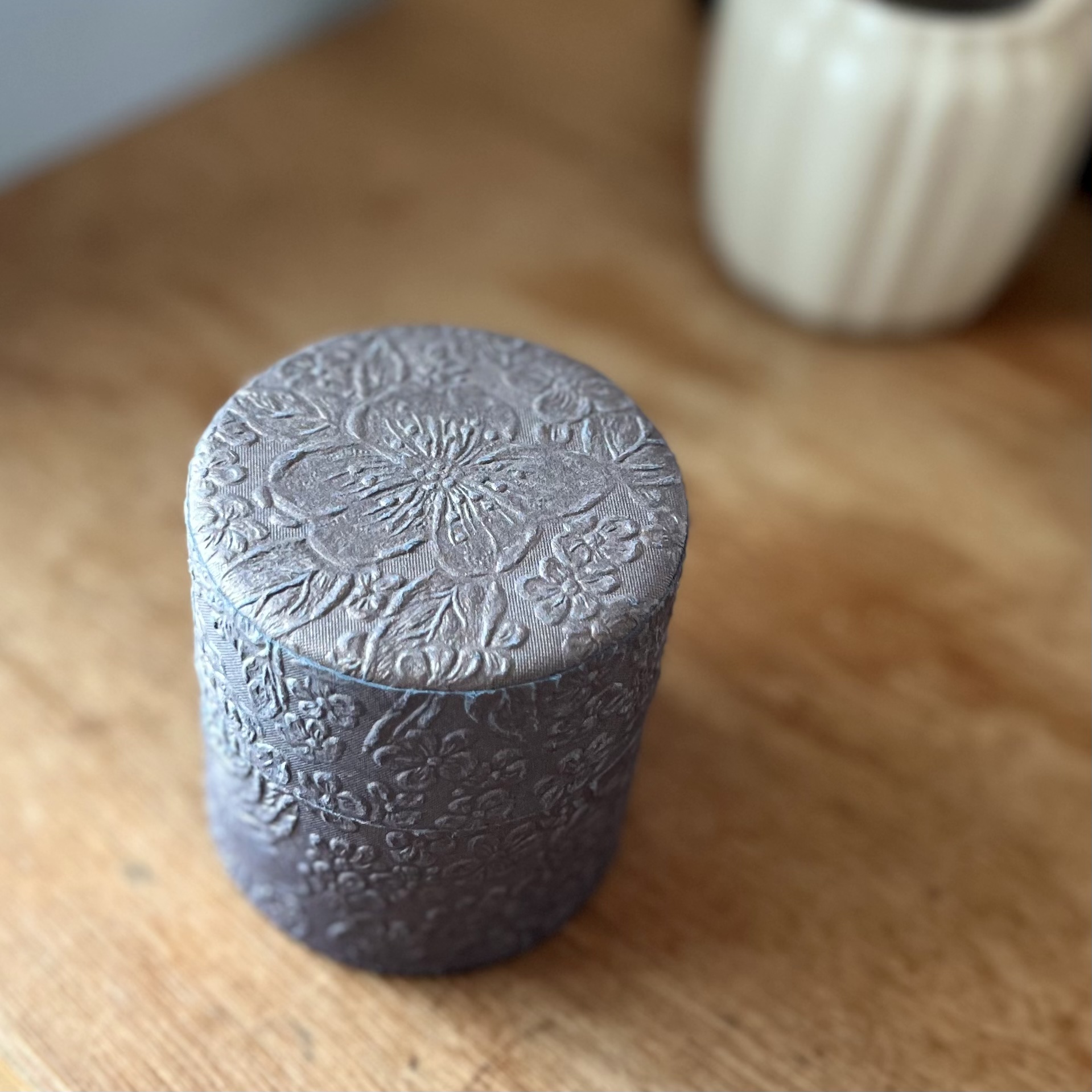 ほうじ茶を缶につめかえました＊