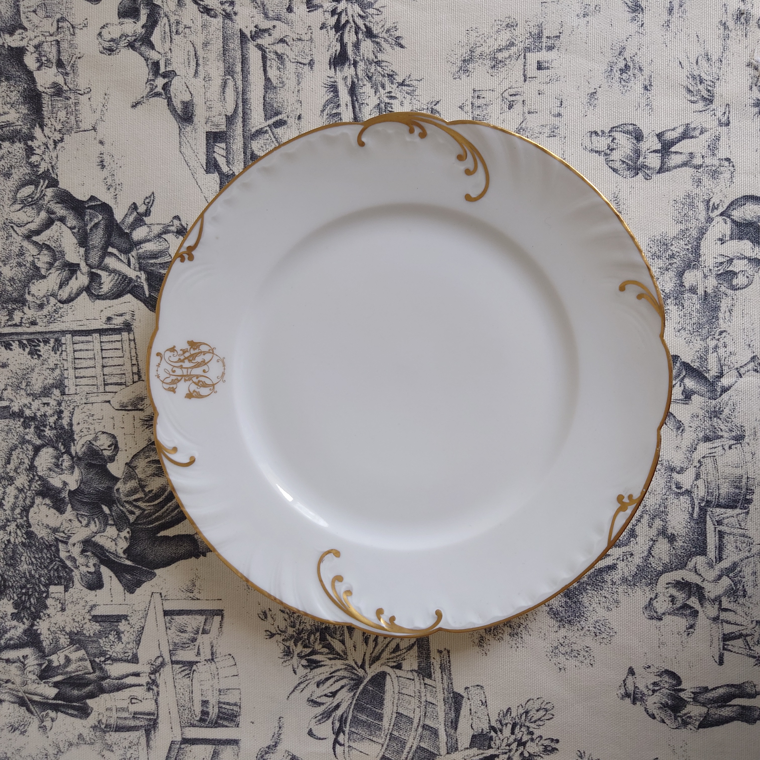 *〜 NOUBLANCHE PARIS 〜* monogramme doré 《JJC》