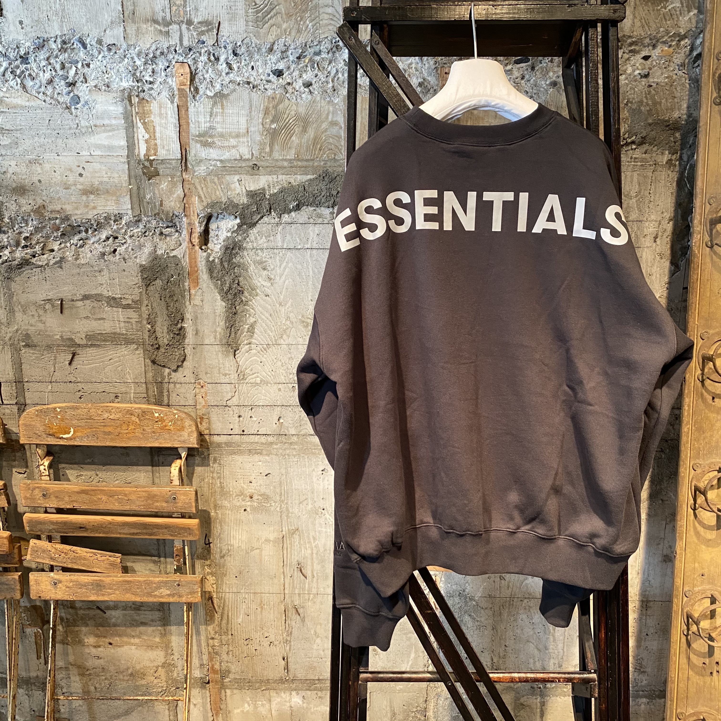 人気の　ESSENTIALS【エッセンシャルズ】 3Mシリーズ再入荷しております。 