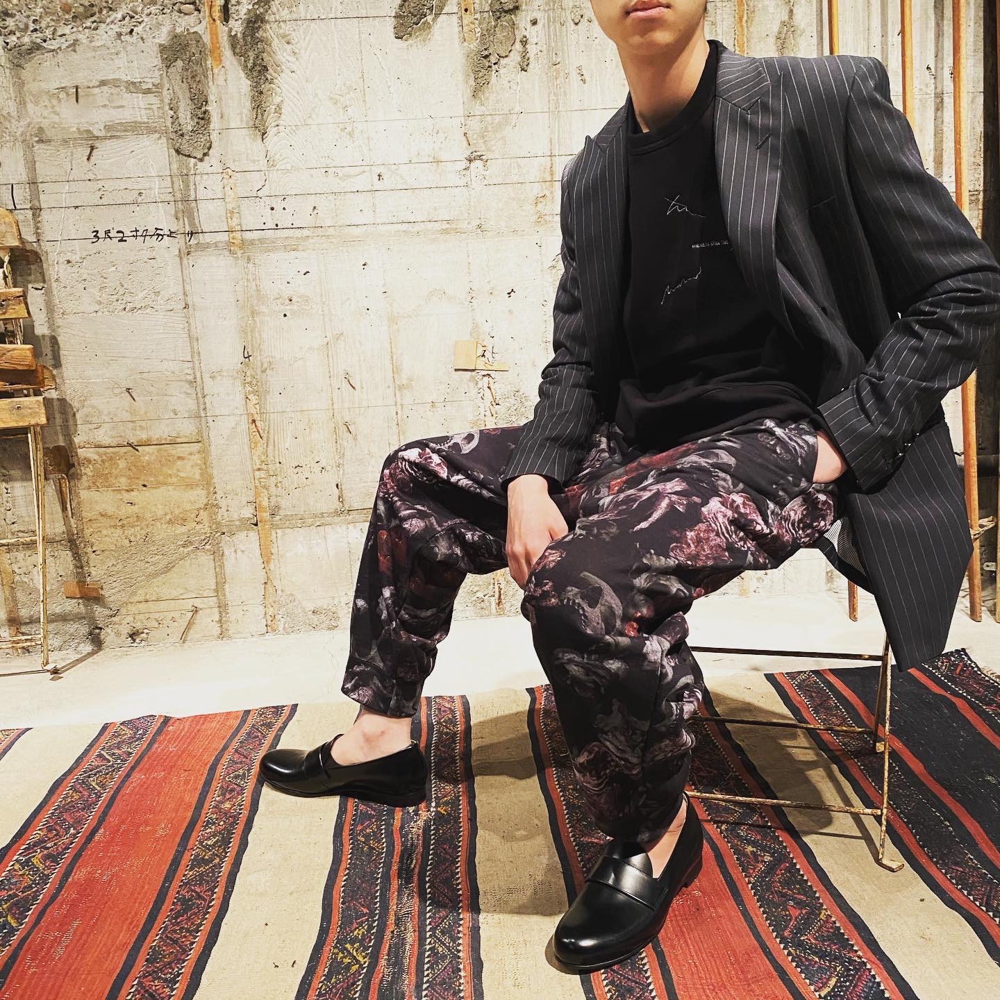 LAD MUSICIAN【ラッドミュージシャン】TAPERED WIDE PANTS のご紹介です。