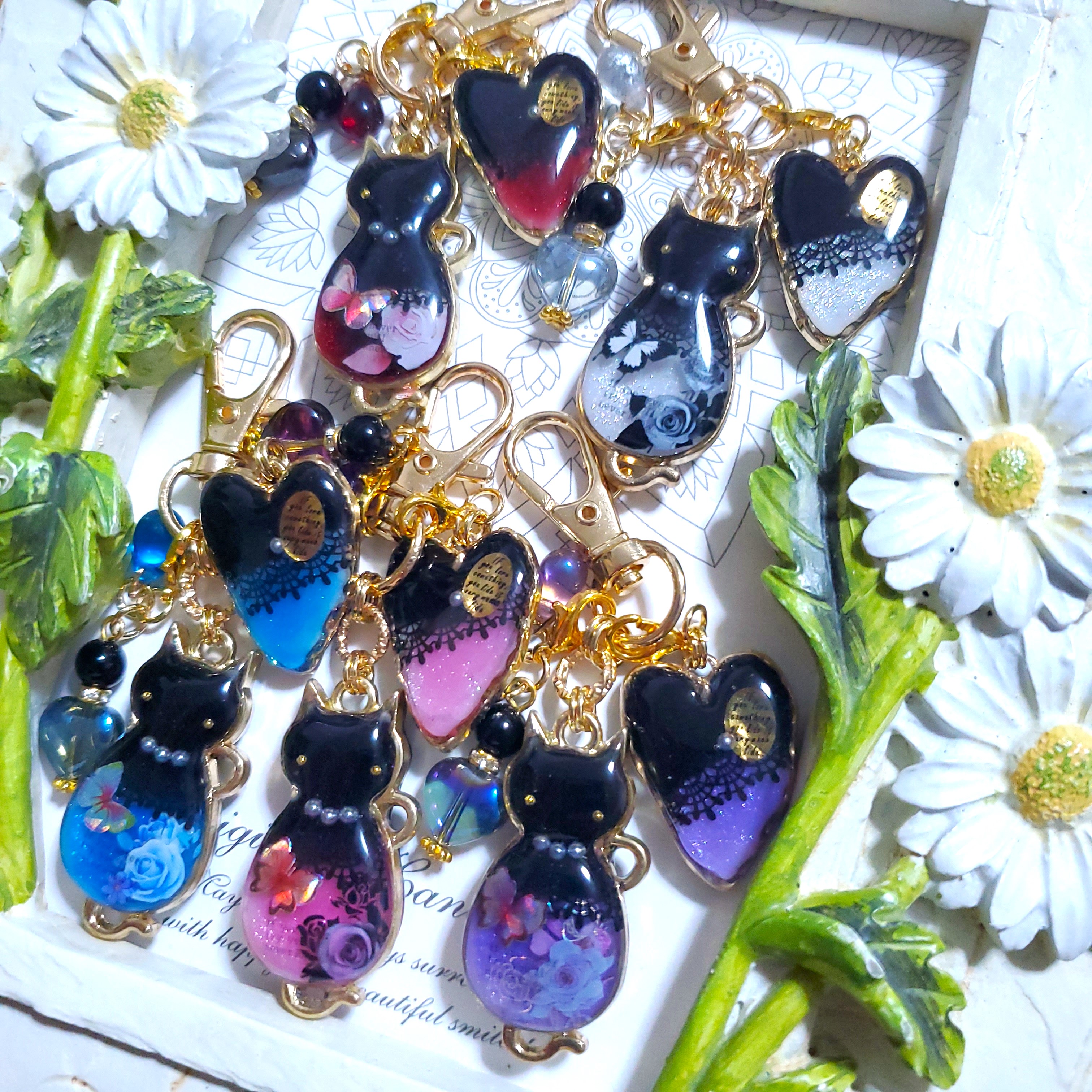 9/28（日）21時　　花ねこ　black lace　更新
