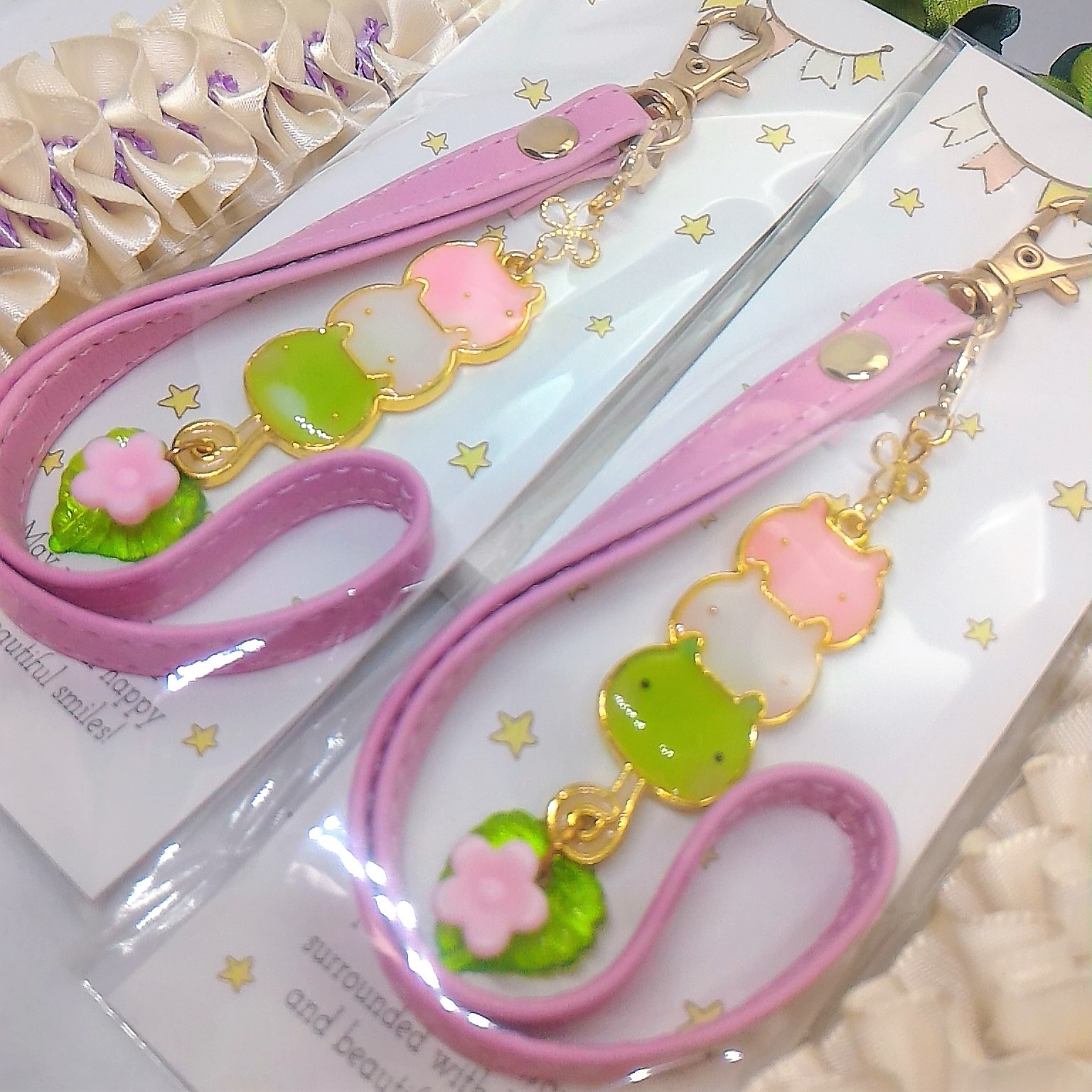 三色にゃんこのキーホルダー２種類　追加しました　✩︎⡱