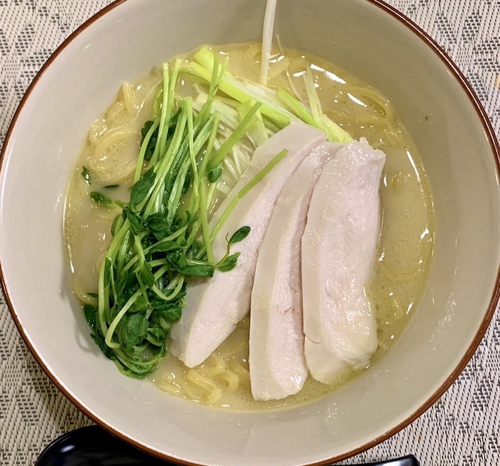 〜 実食レポ 〜　vol.5 小樽地鶏ラーメン（白湯味）