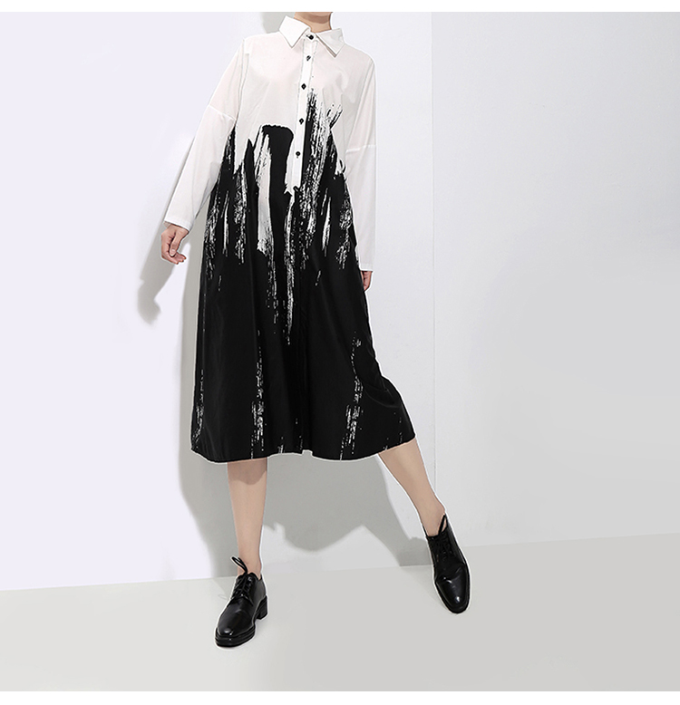 インクペイントシャツワンピース　ホワイト　ブラック