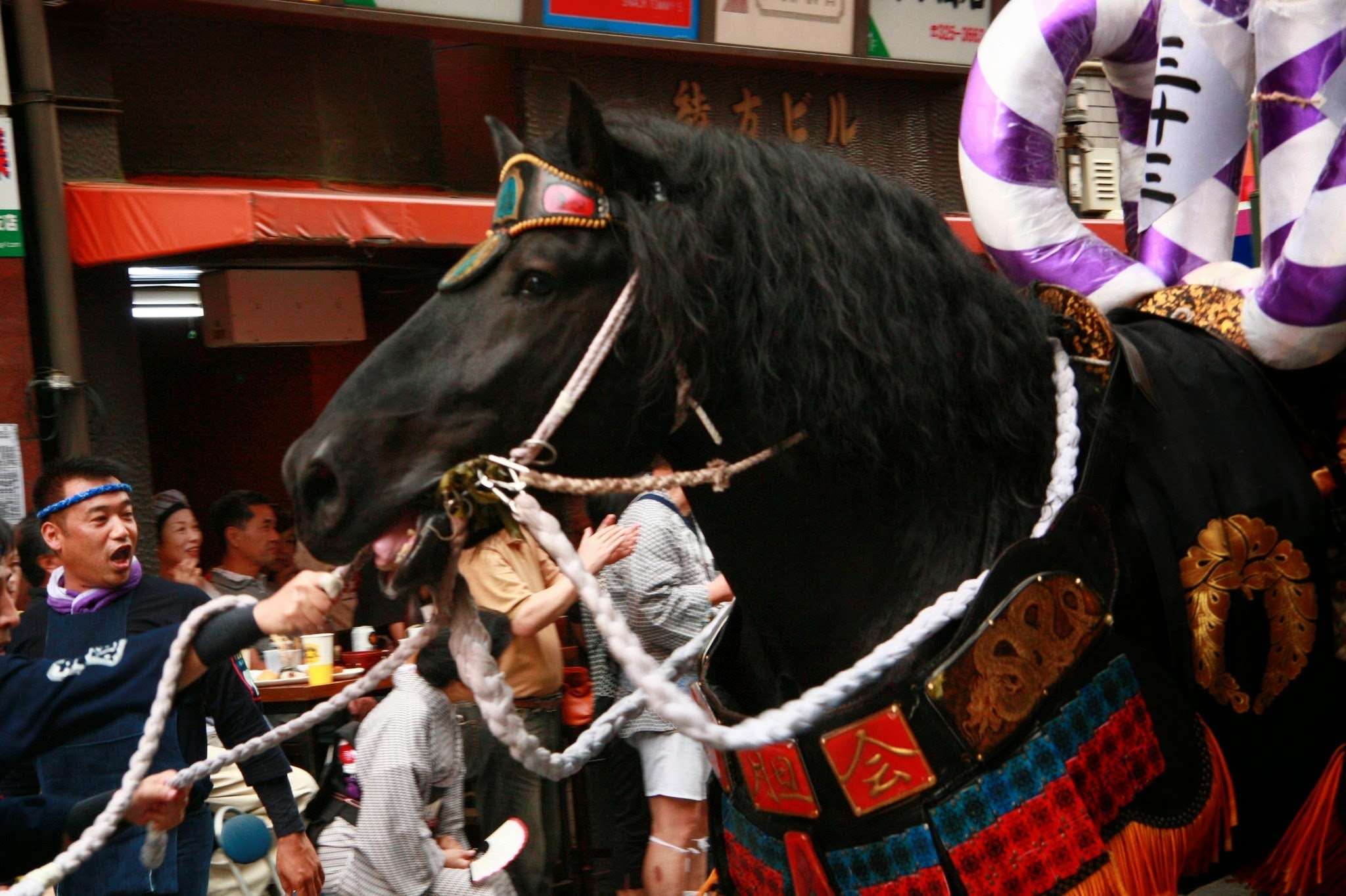 熊本では9月に「馬追い祭り」が開催されます。