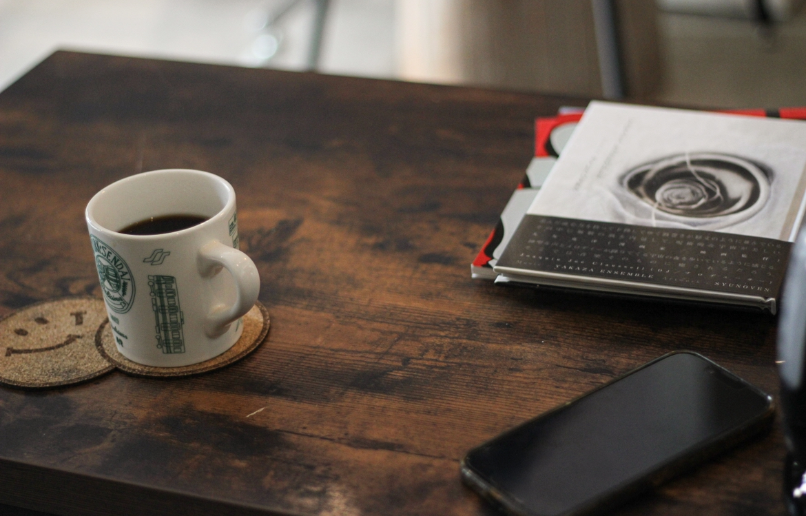 平日の朝の、いつもの準備。