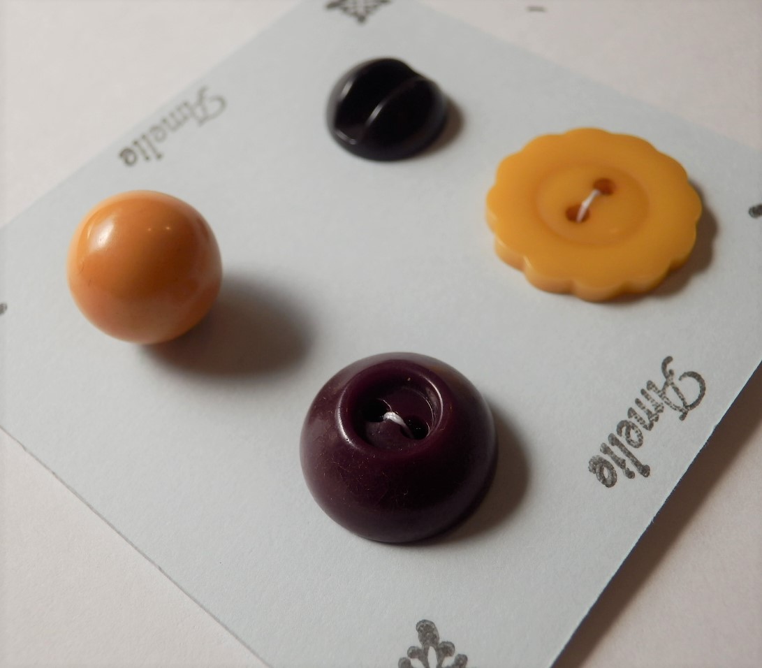 ヴィンテージボタン本日(23日)入荷分