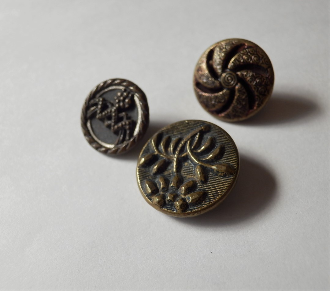 ヴィンテージボタン本日(25日)入荷分