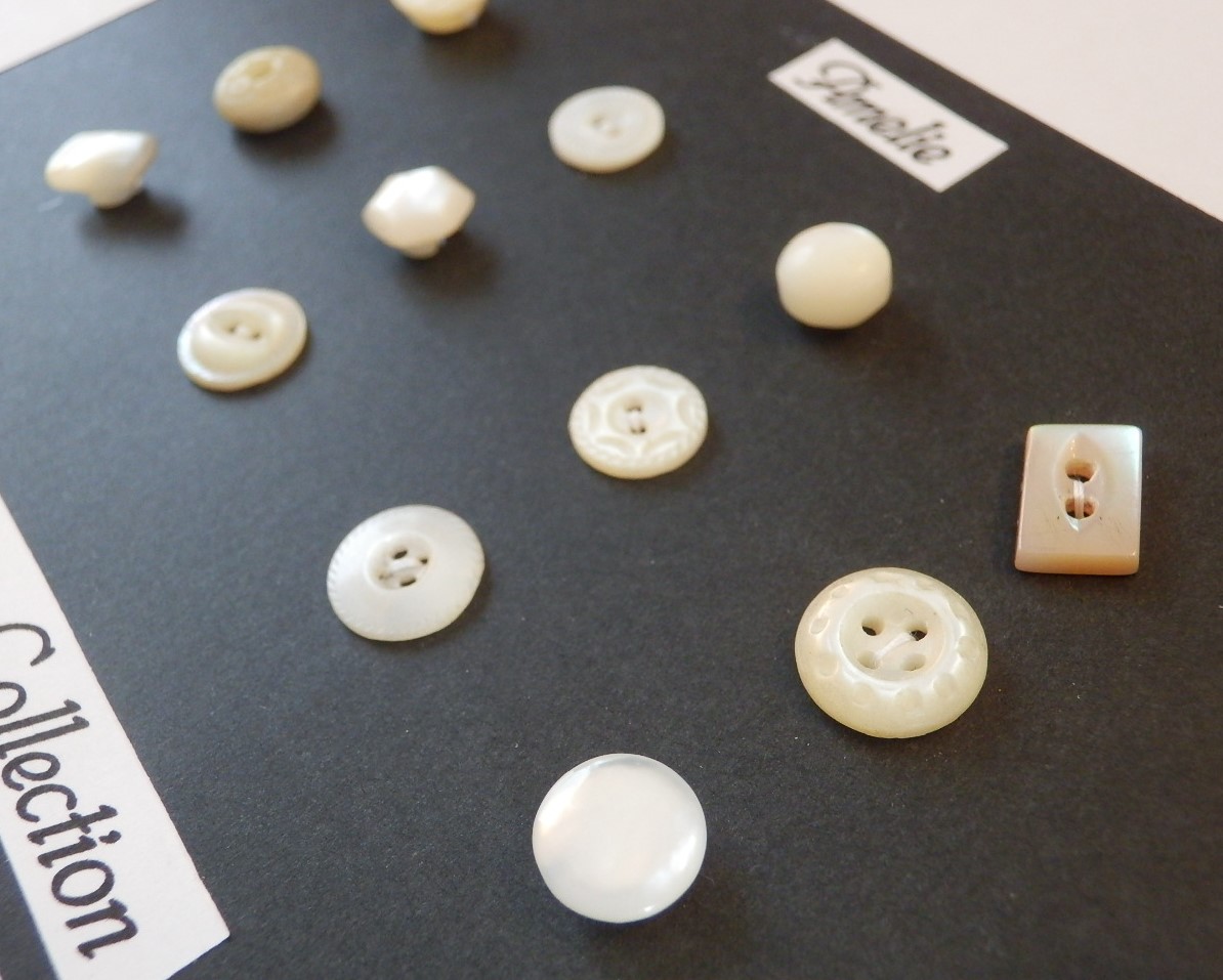 ヴィンテージボタン入荷