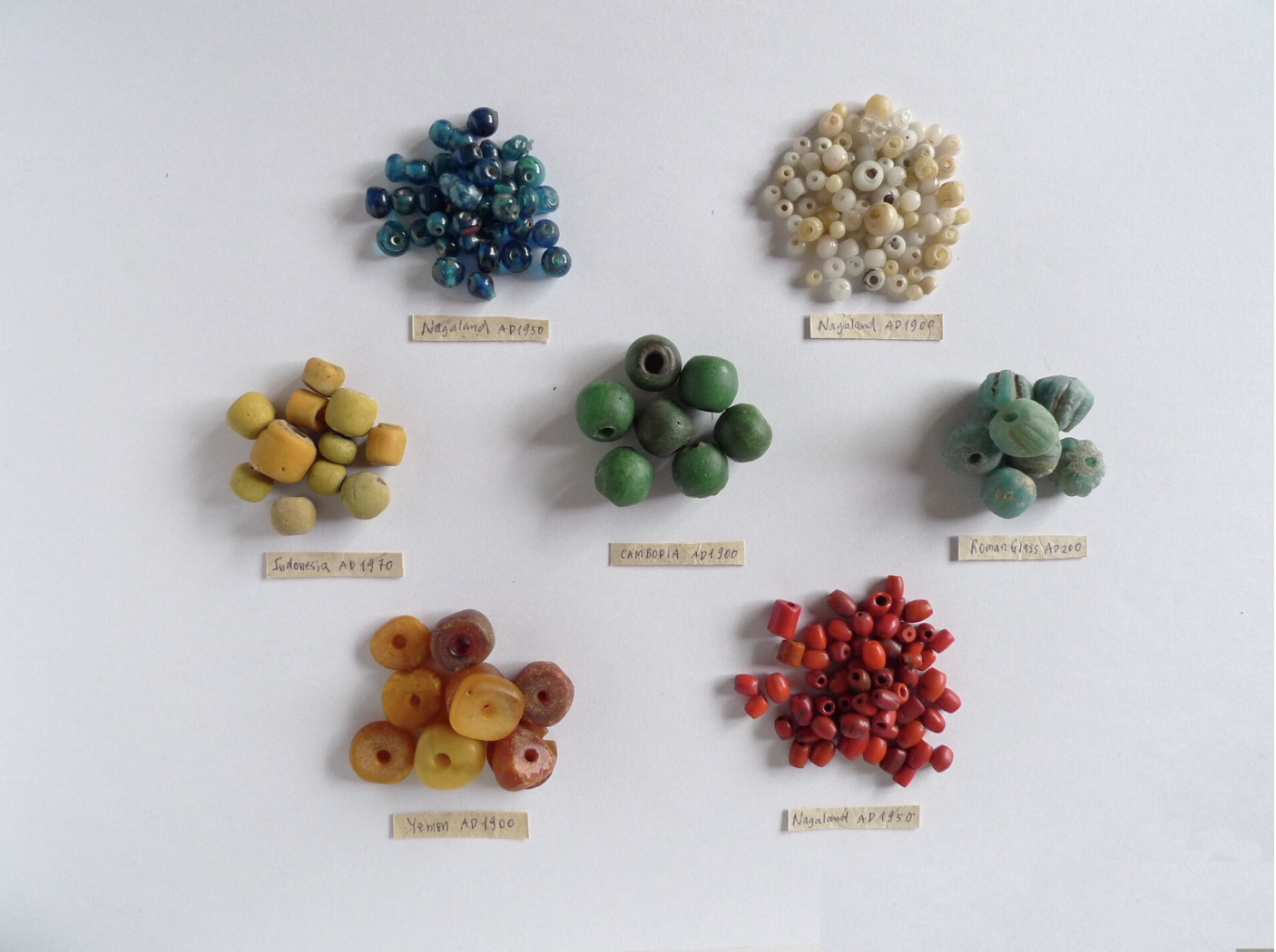 rie shikiya cnr by chahat アンティークビーズアクセサリー展　