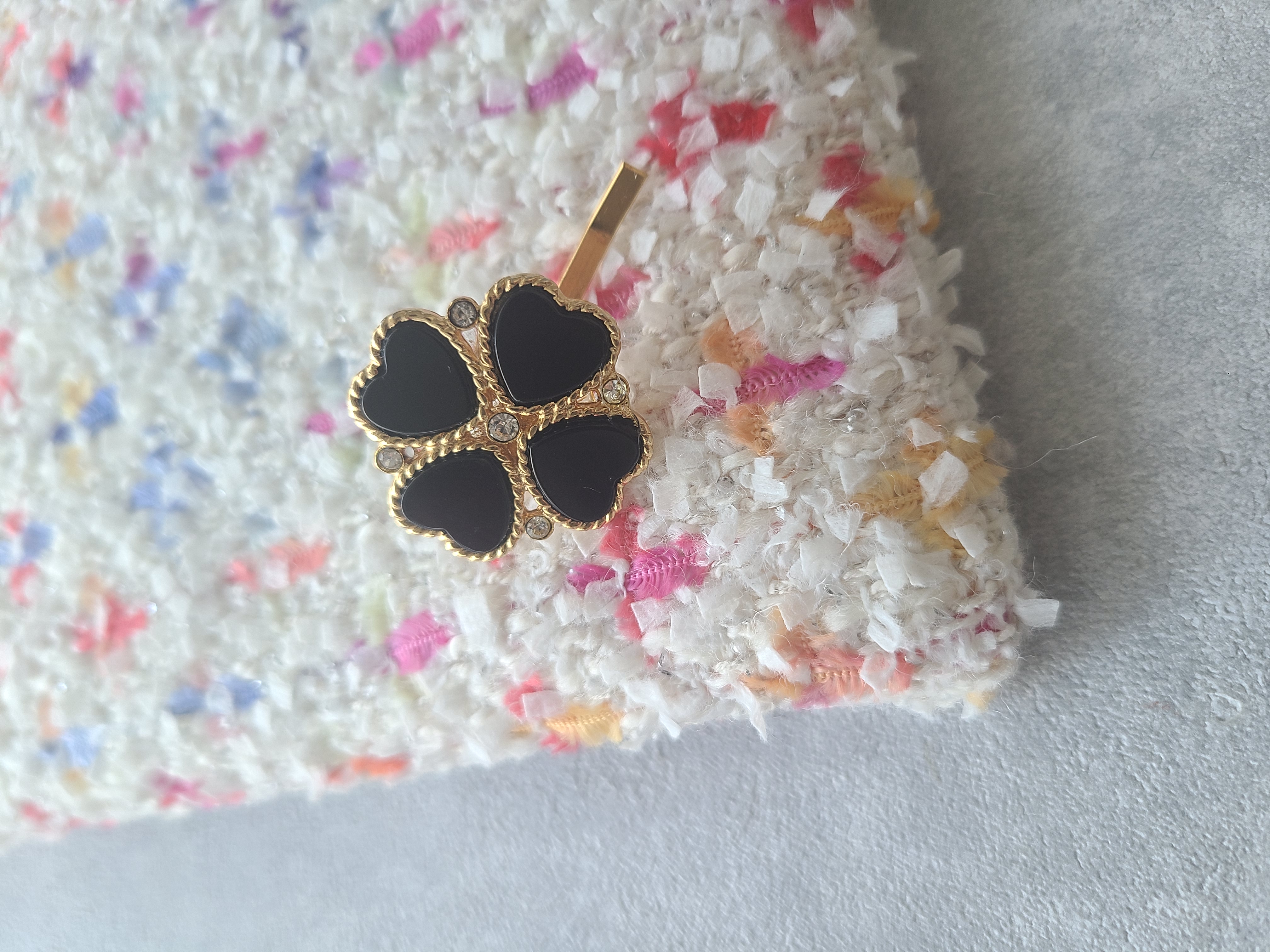 大人っぽいポニーフックが欲しくて、ヴィンテージブローチリメイクしてみました