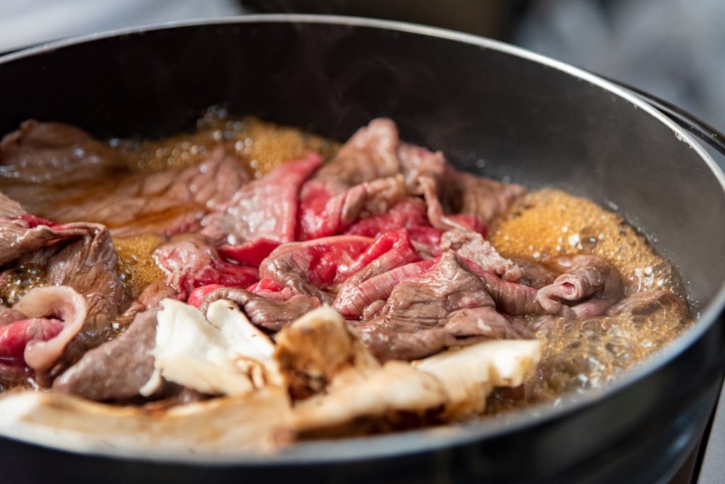 冬のギフトに35日超熟成サーロインのすき焼き肉！