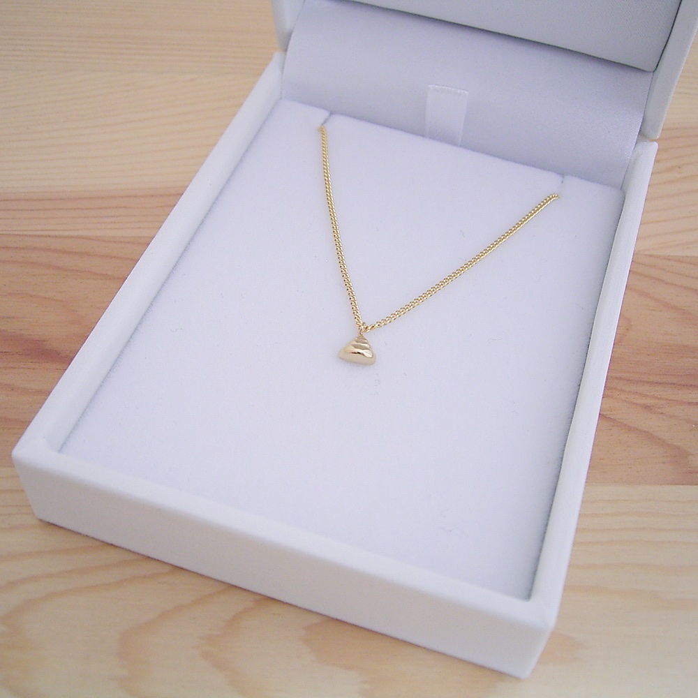 金のうんこネックレスを購入したお客様の声