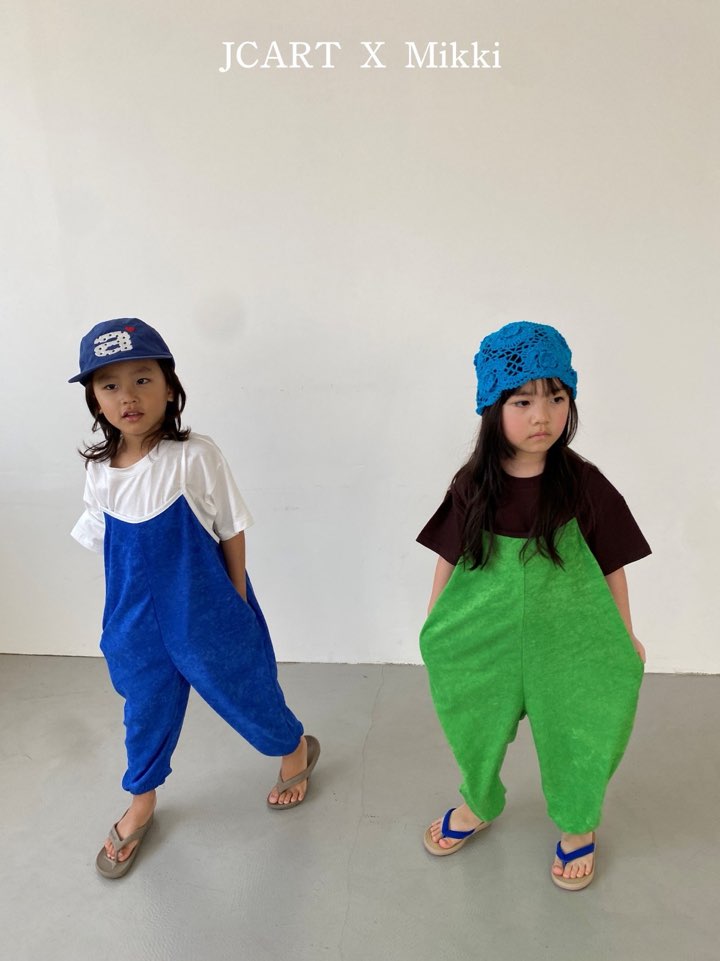 ジュニアサイズまでそろうMIKKI。親子リンクコーデが楽しめる韓国子供服