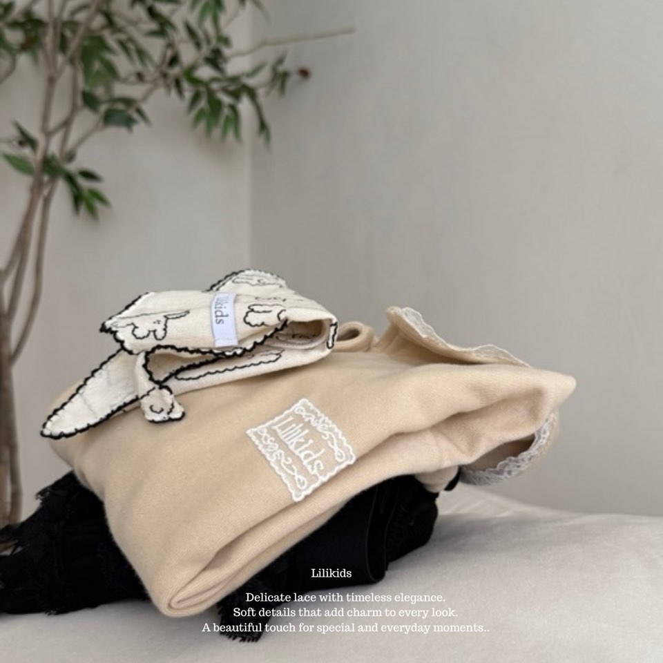 首元のおしゃれで差がつく。LILIKIDSオリジナル Kids Scarfができました