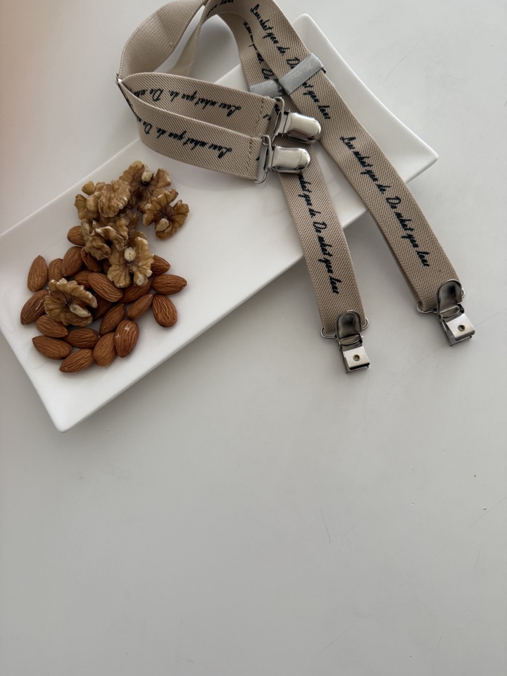 つけるだけでおしゃれが完成するクラシックサスペンダー