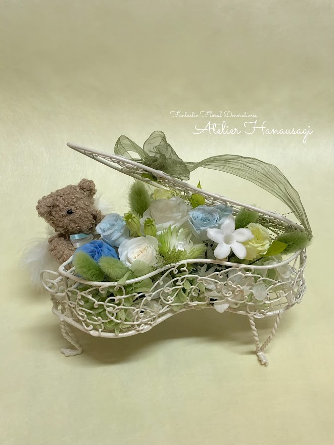 天国の小さな男の子に・・・心を込めてお花を