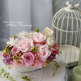 ベイビーピンクローズのロマンティックアレンジ。ふんわり優しい雰囲気で貴方を包み込んでくれます。