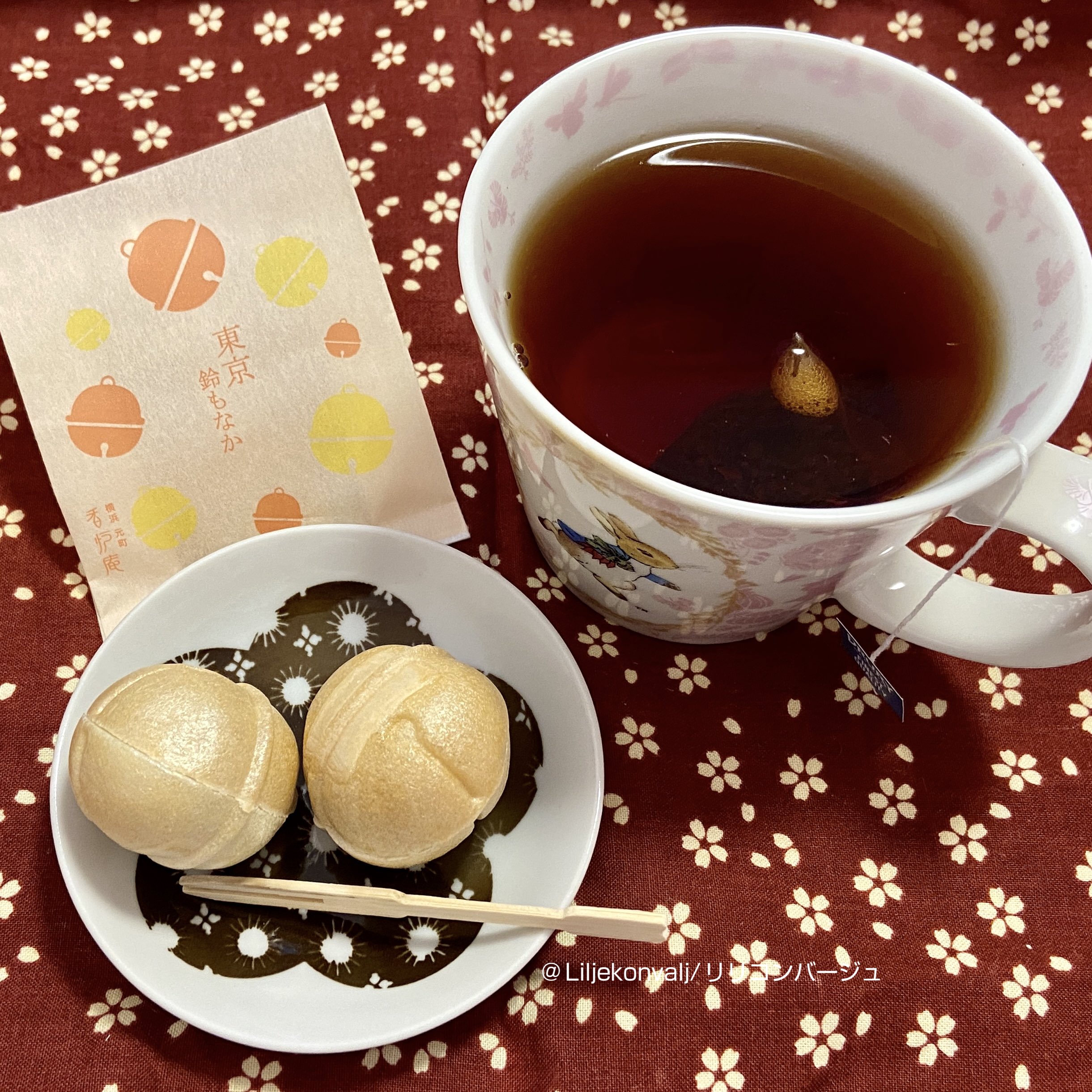 和菓子に紅茶