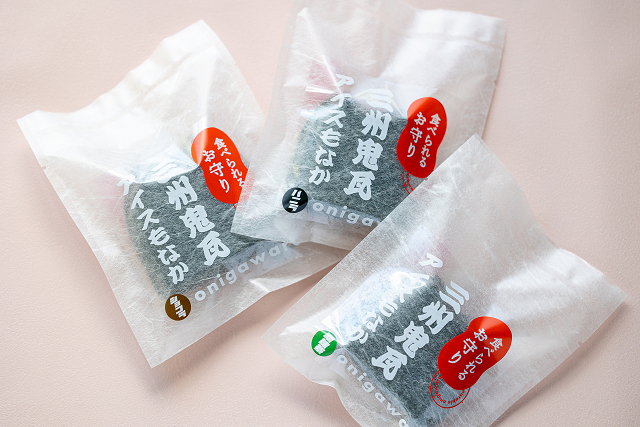 【食べられるお守り】三州鬼瓦アイスもなか