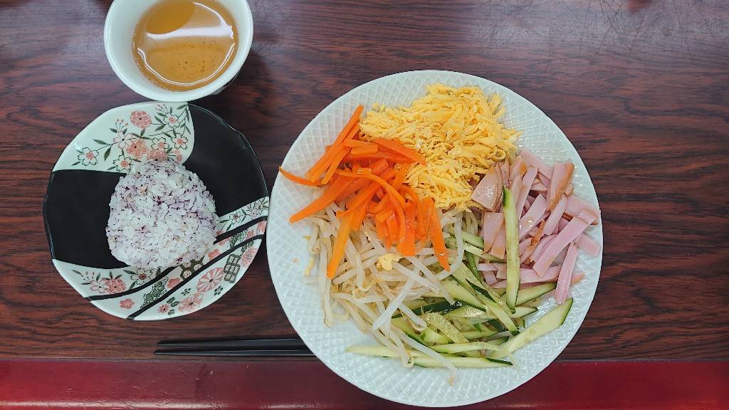 今日の”梅皿メシ”