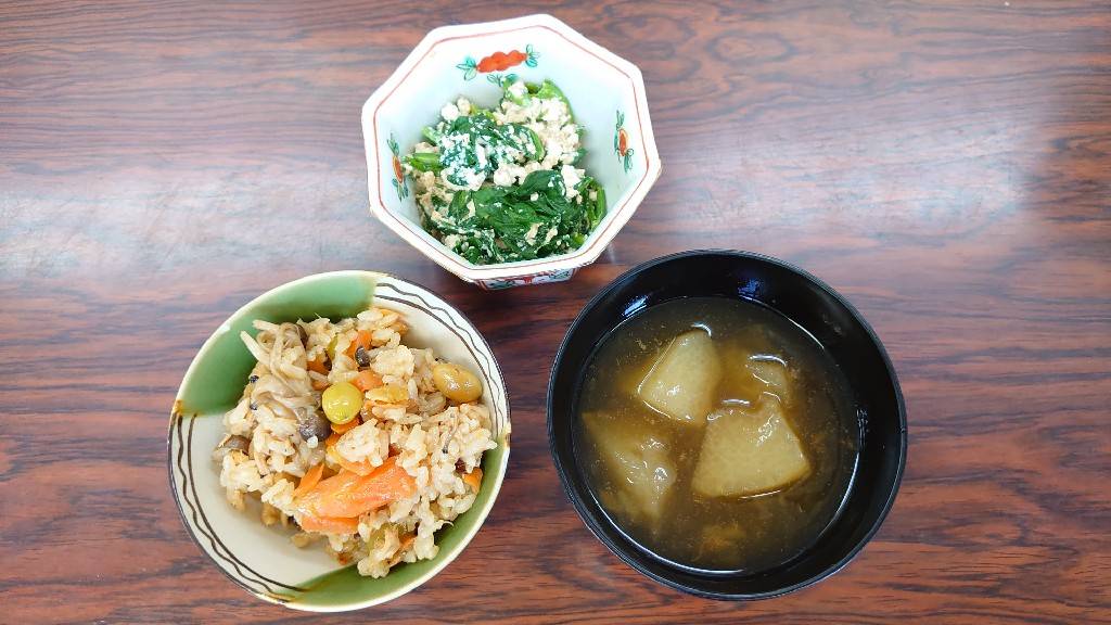 今日の”梅皿メシ”