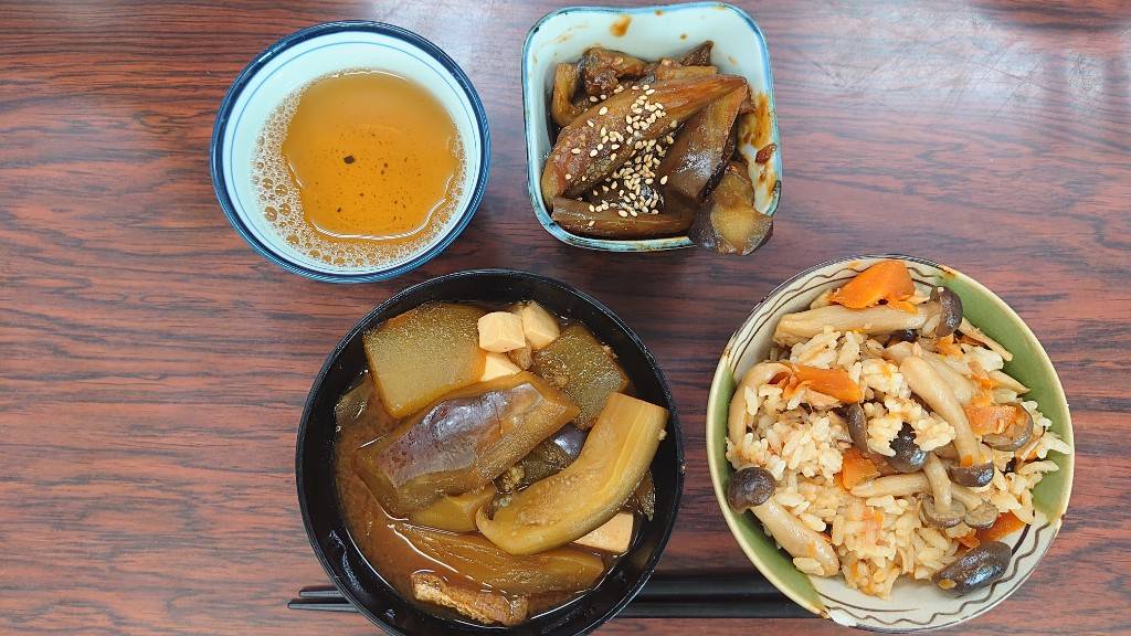 今日の”梅皿メシ”