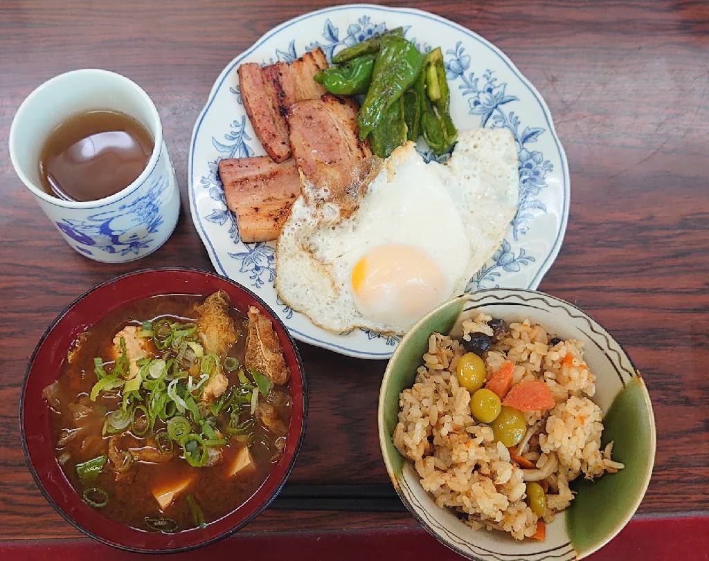 今日の”梅皿メシ”