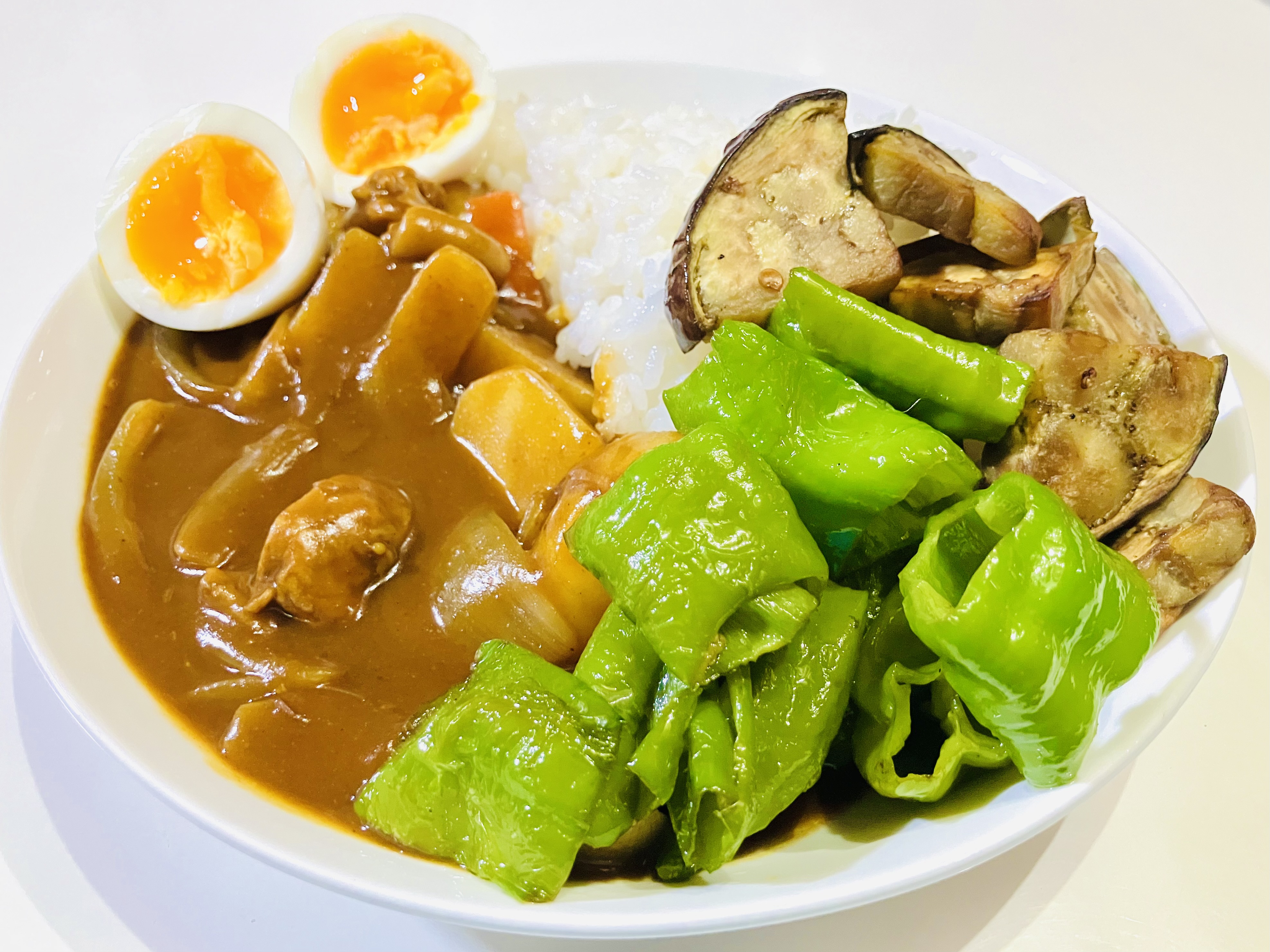 夏野菜のチキンカレー♬