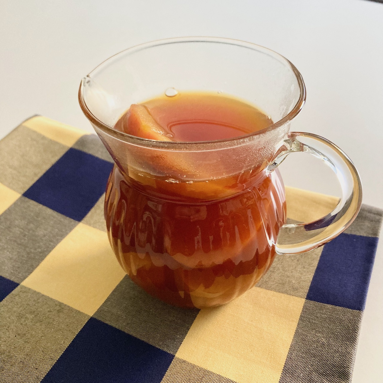 アップルシナモンティーでホリデーシーズンを暖かに