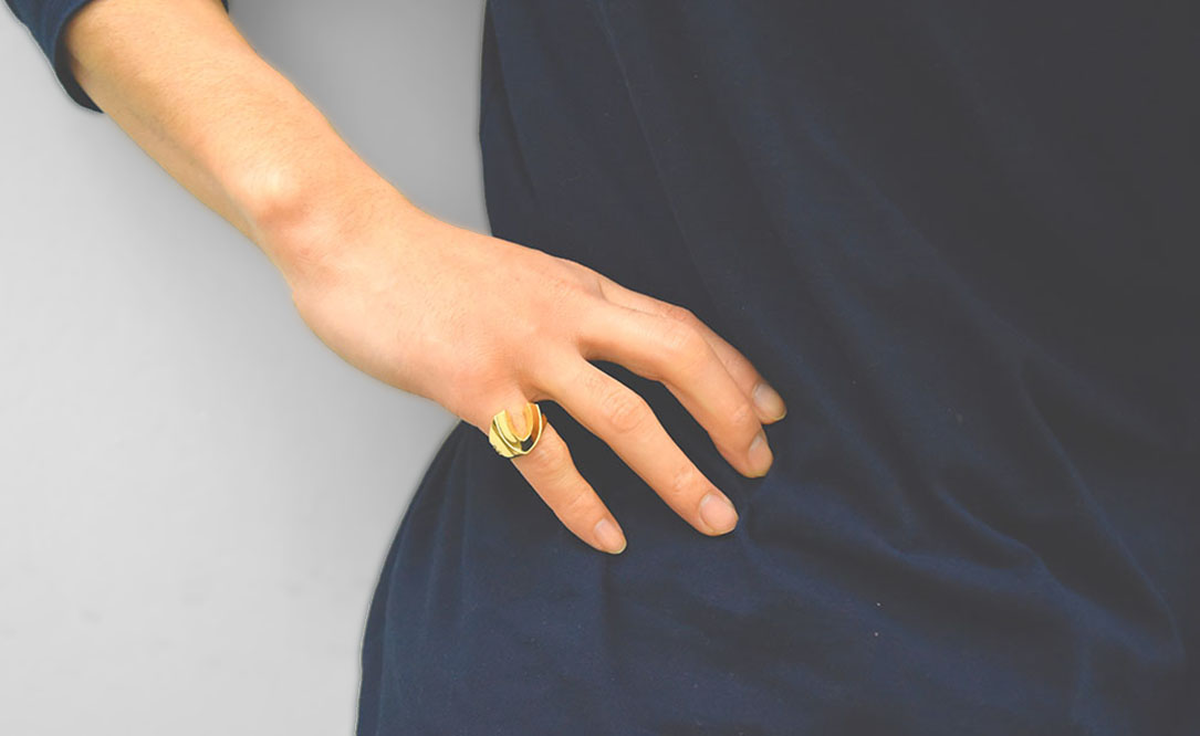 【Pick Up】Gradient horse Shoe Ring Gold