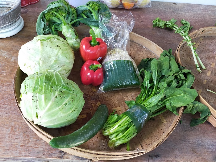 新鮮な食材がたくさんのフレッシュマーケット