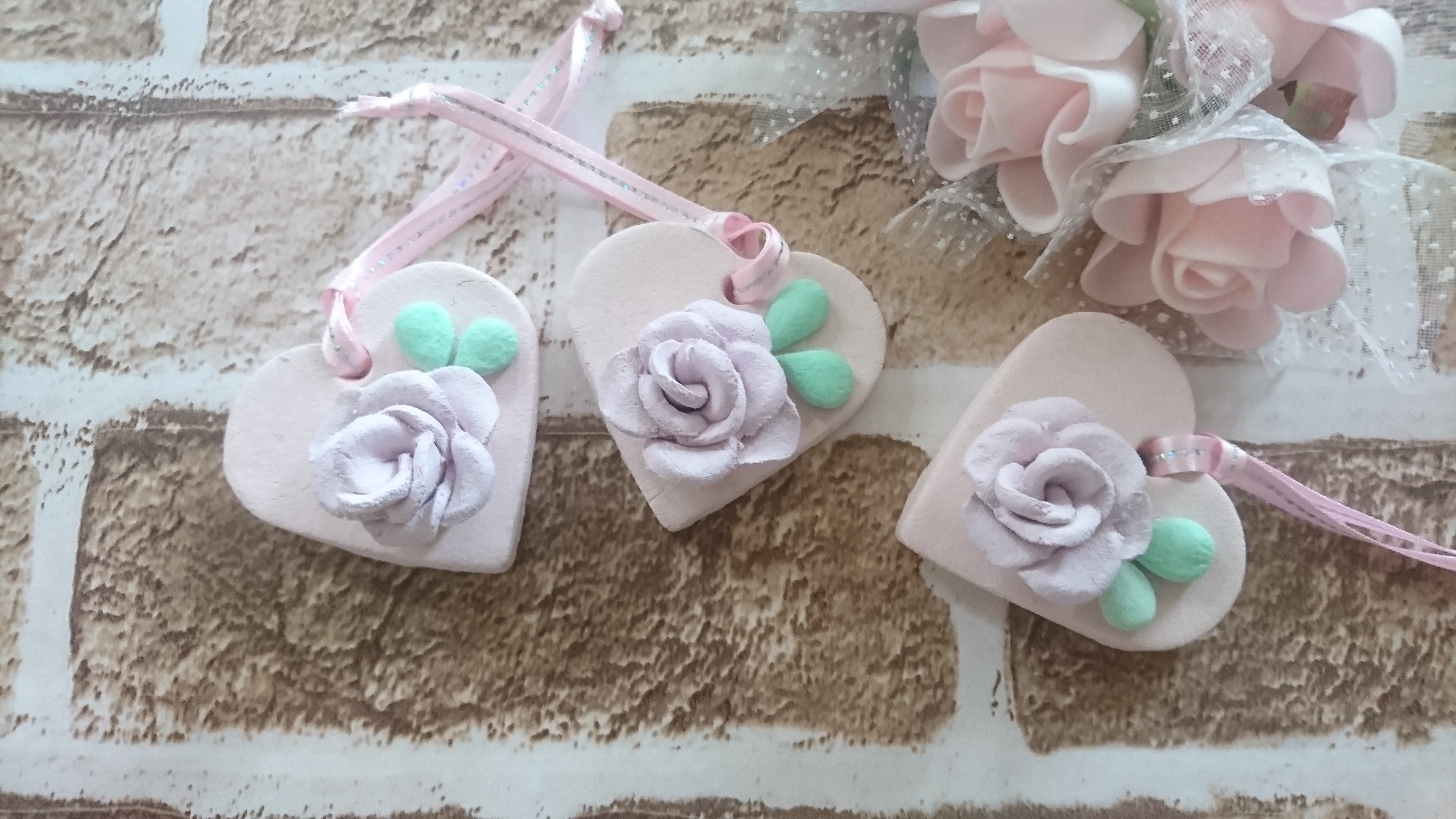 素敵なハートのアロマストーン出品しました