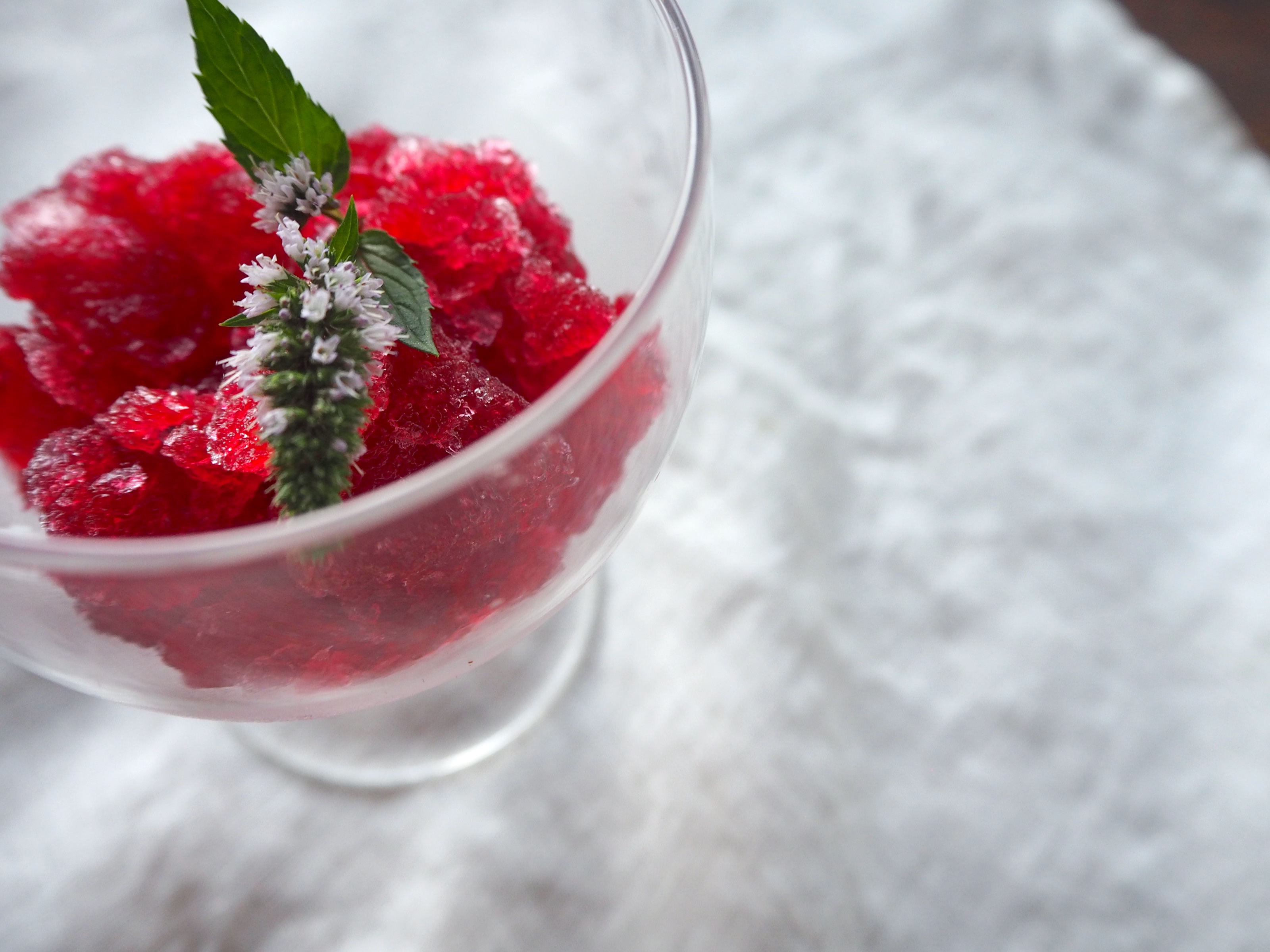 美肌・夏疲れを解消 ハーブティーの冷菓(グラニテ)レシピ