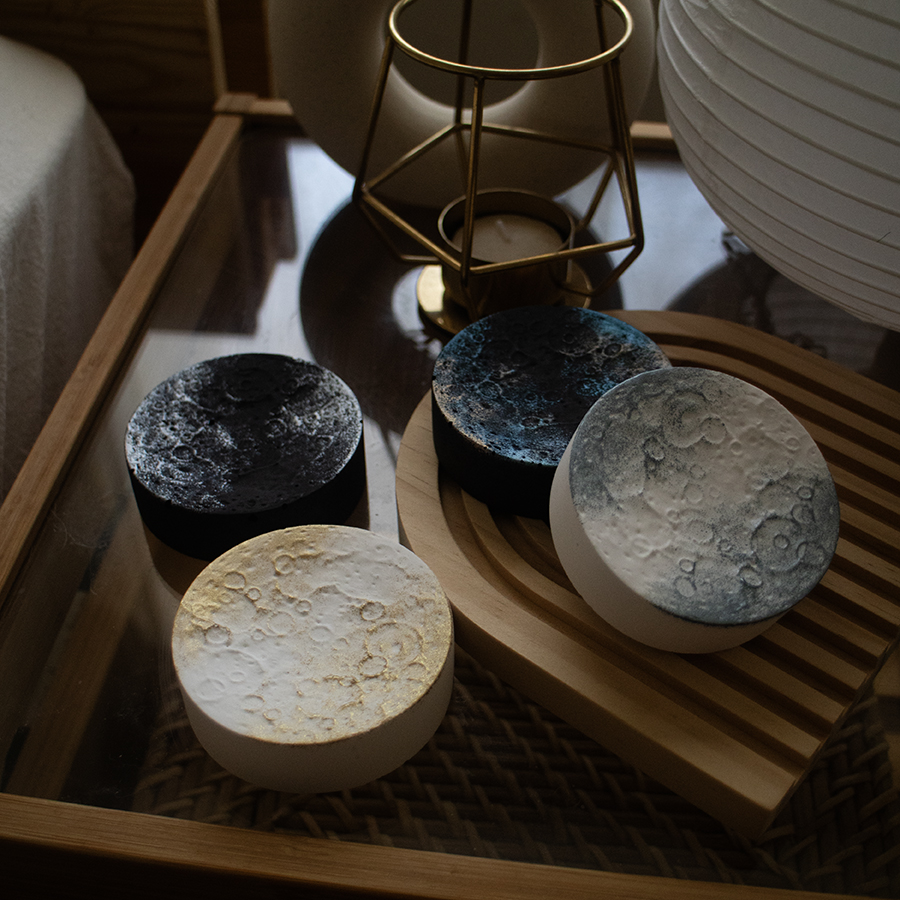 【NEW ARRIVALS】midnight moon stone ｜ 夜半月のアロマストーン