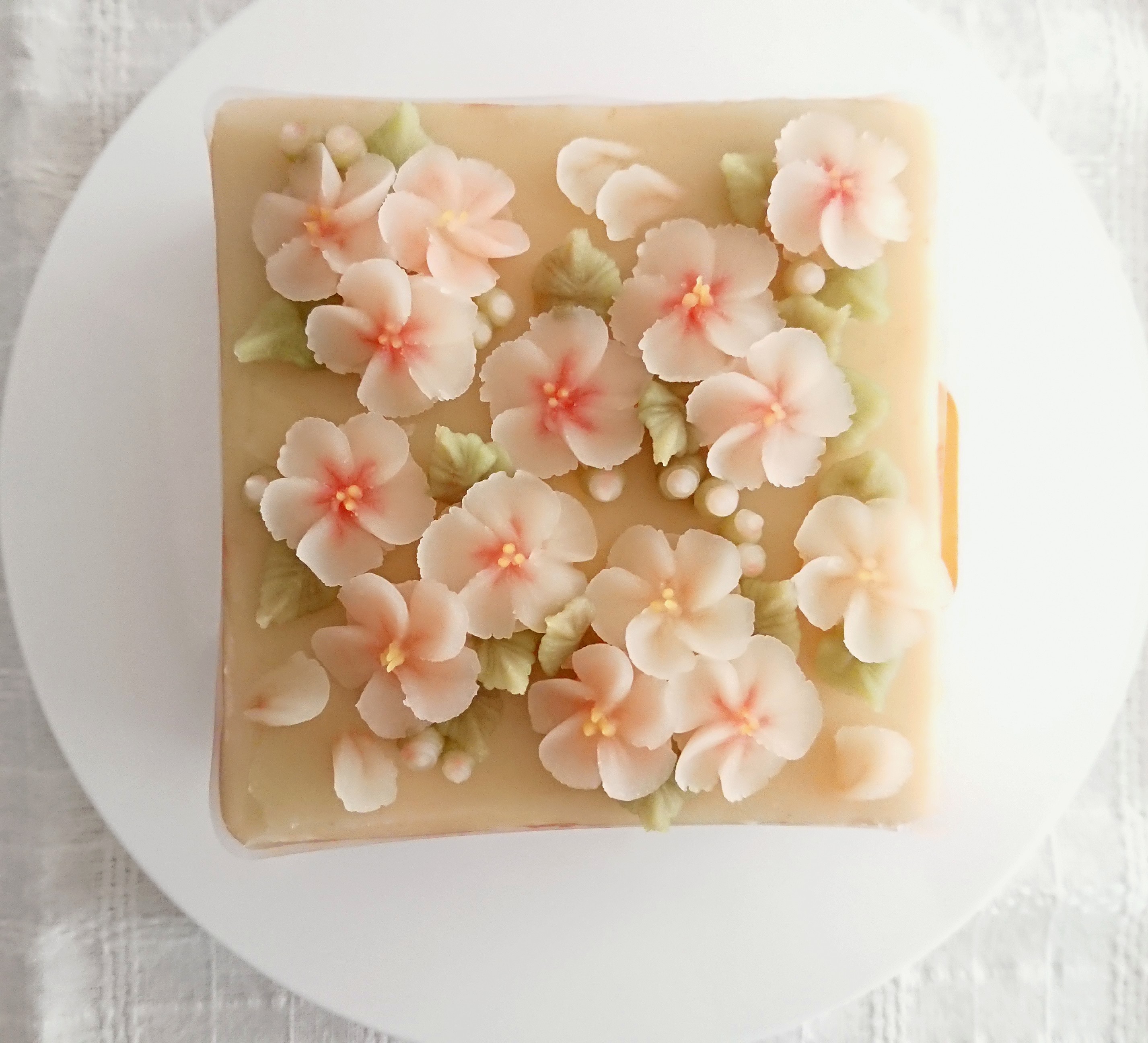 桜のスクエアケーキ