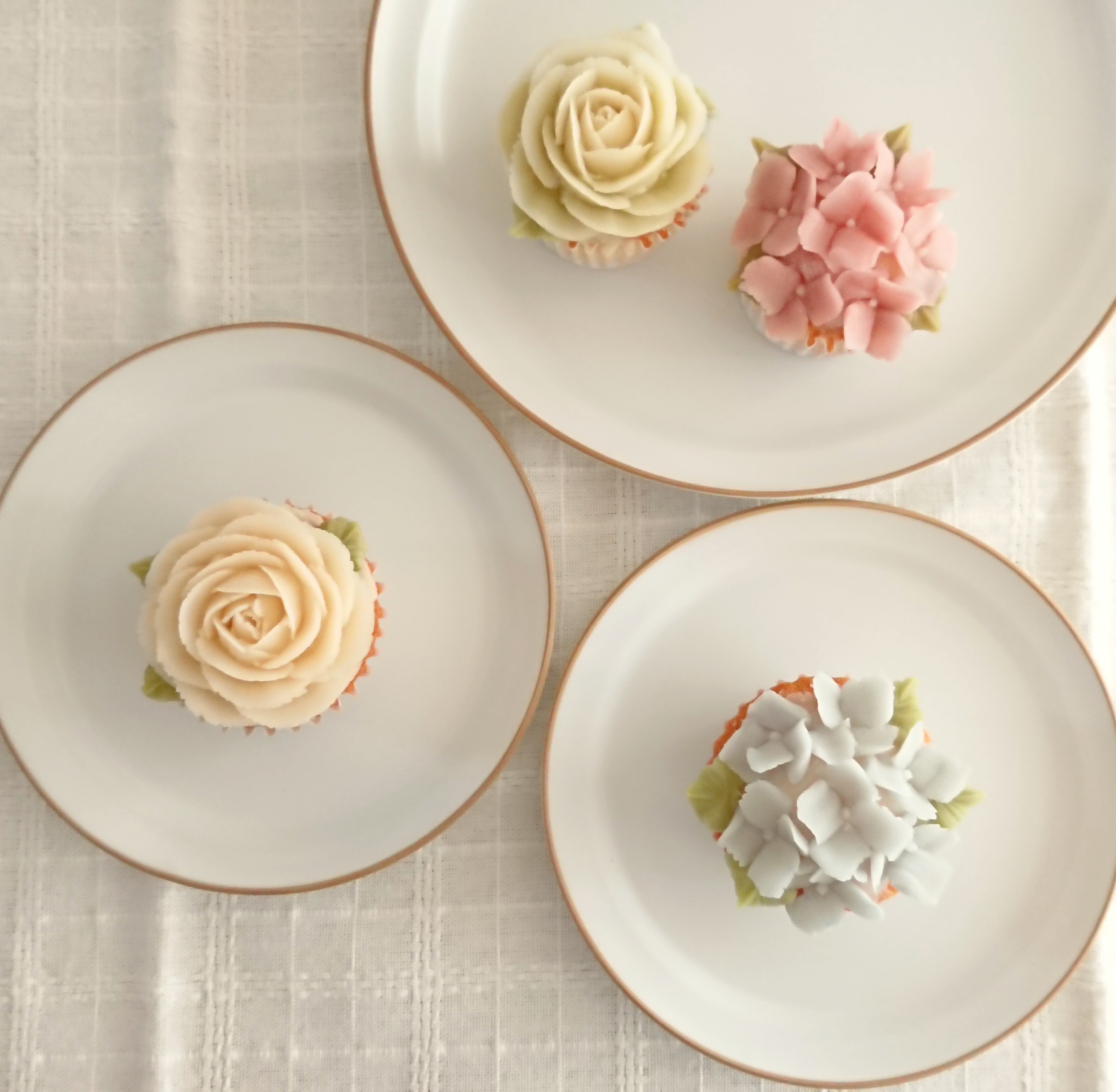 初夏のカップケーキ　販売します
