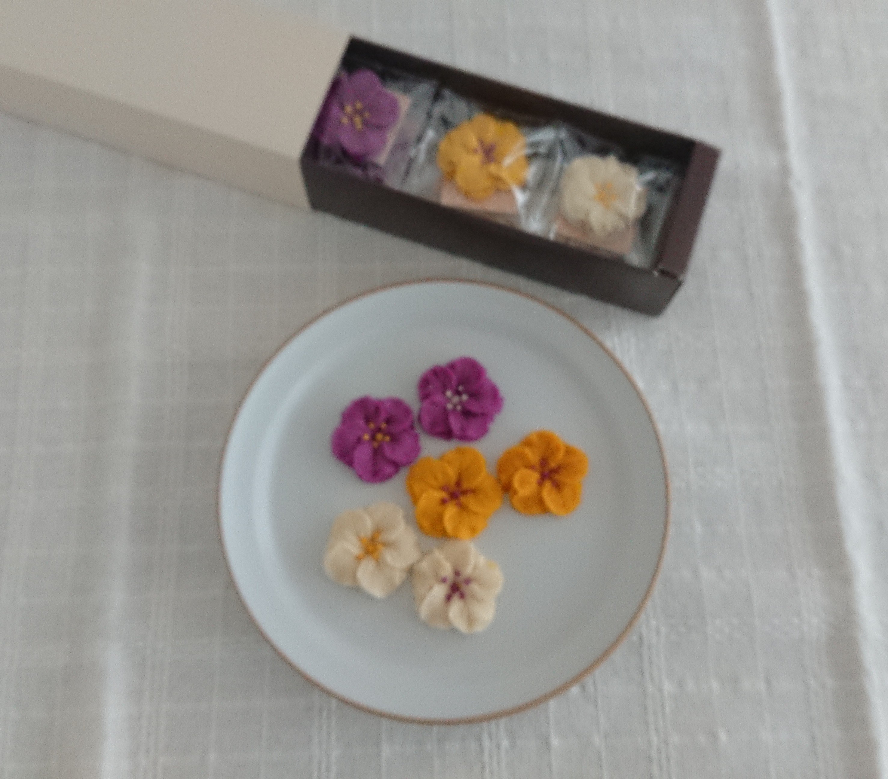 考え中です