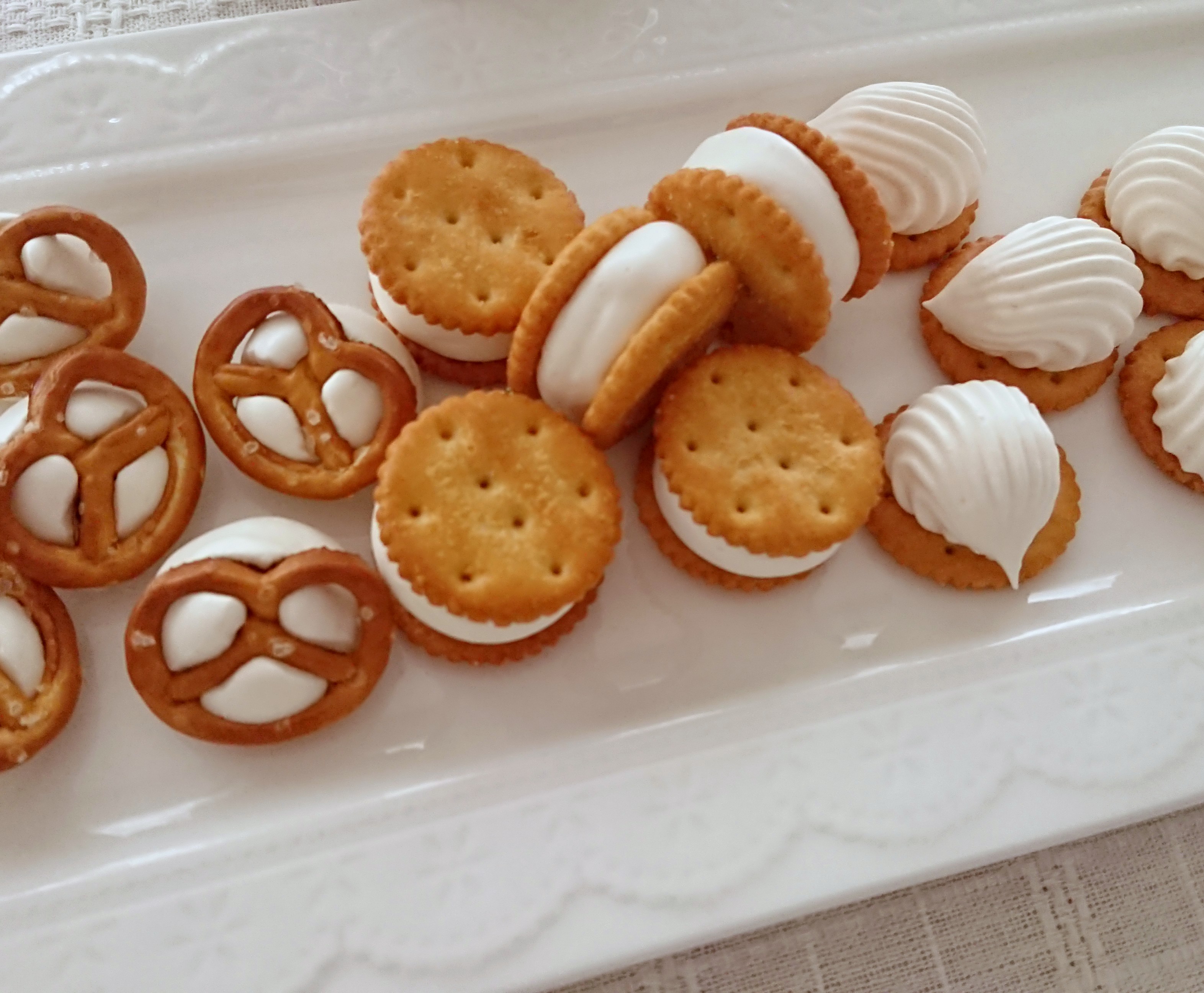 しばらくメレンゲ菓子の販売がお休みになります
