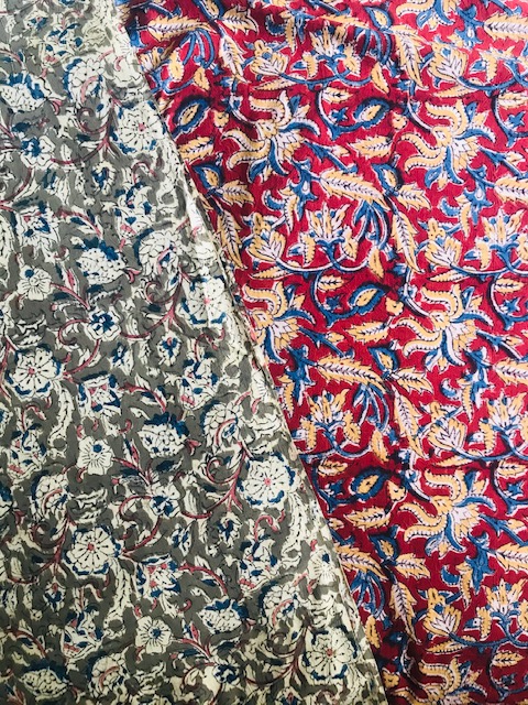 カディで洋服作り