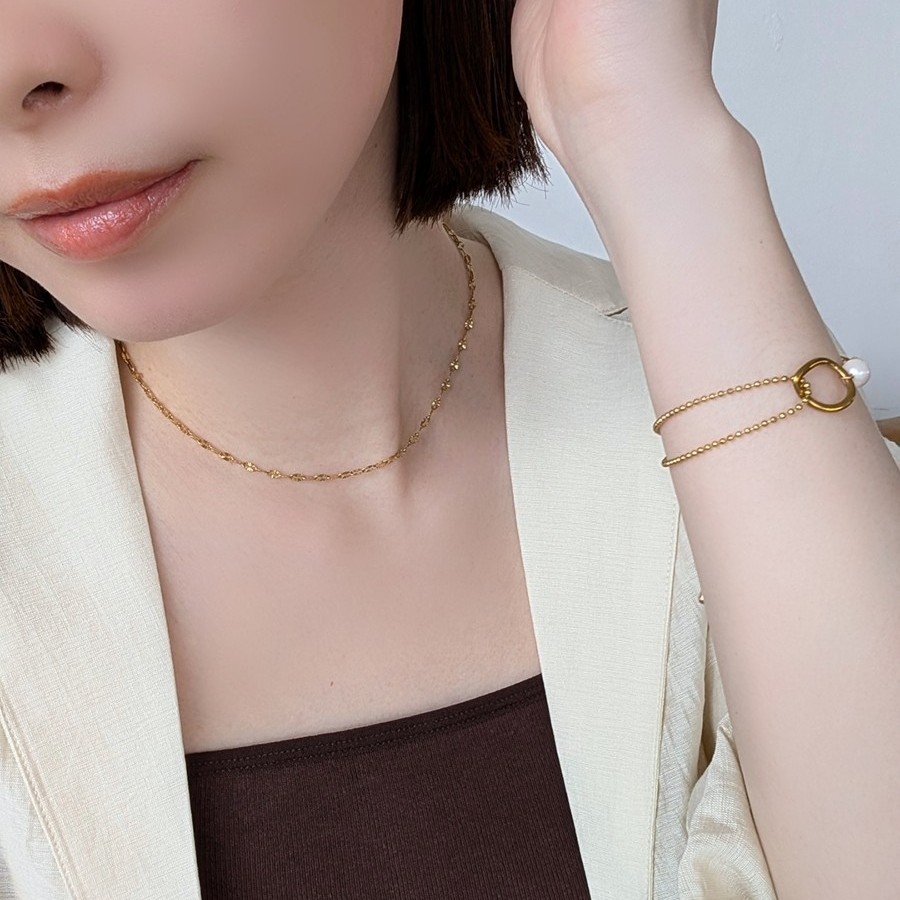 シンプルネックレス