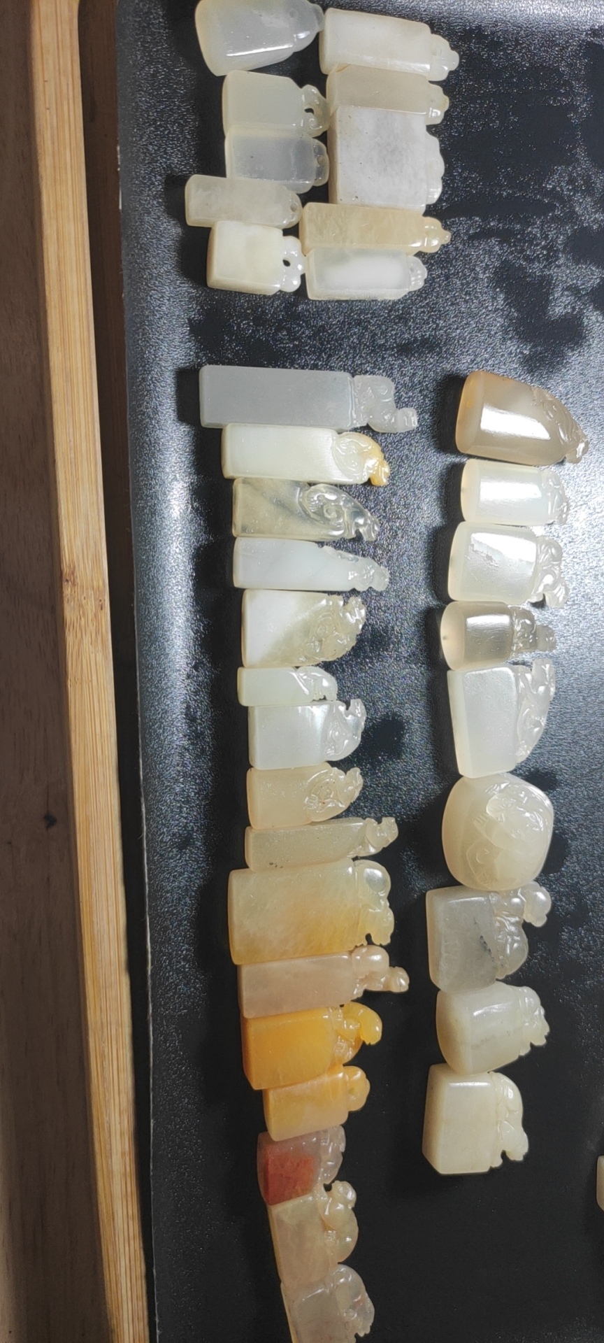 第４便を準備中❗なんと、寿山石水晶凍が来日しますよー