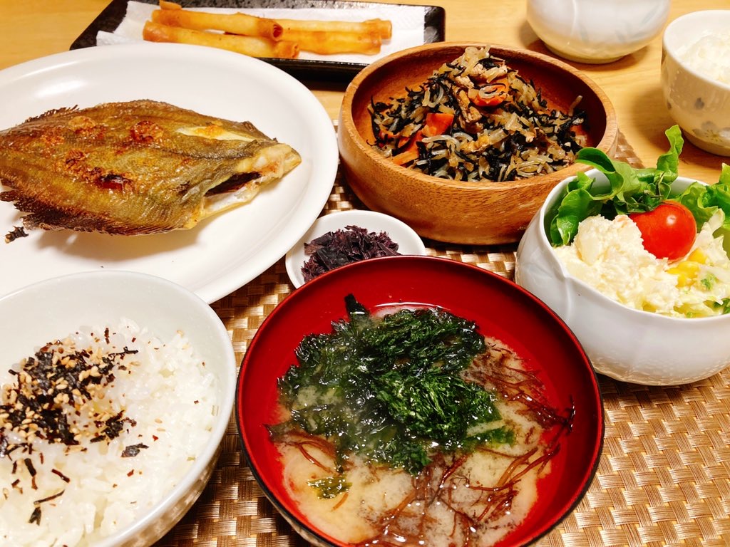 ハマる‼️海藻お味噌汁