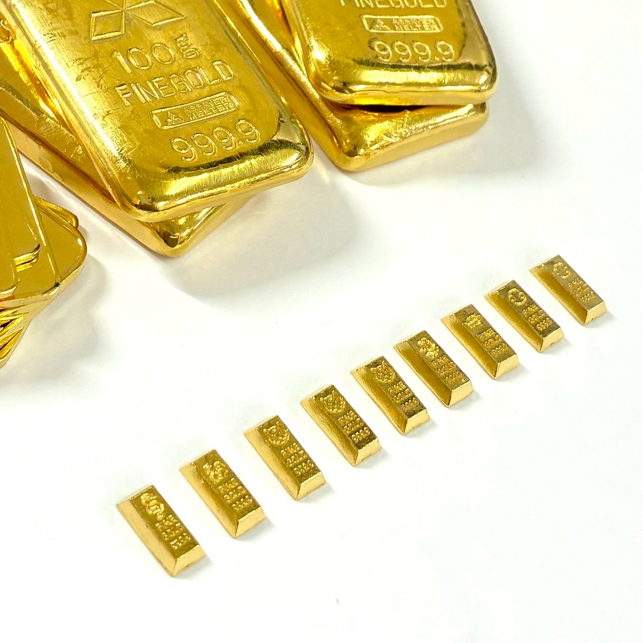 マンスリー金の日は、今月も 「BABYGOLD」 を継続中です。