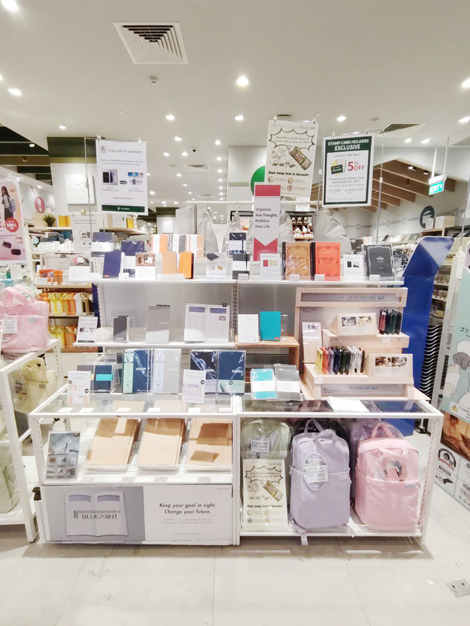 ハンズ シンガポール様3店舗で販売開始