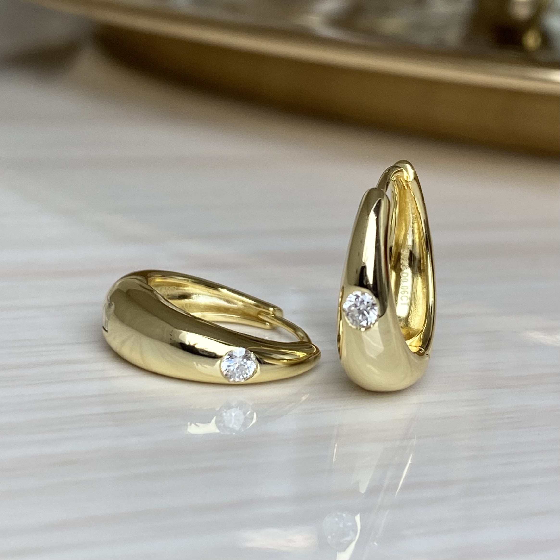 New item カジュアルフープピアス✨