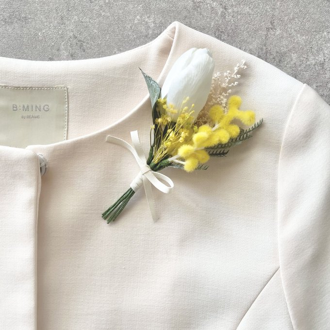 【本日もコサージュ新作】ミニチューリップとミモザのブーケコサージュ　ができました✨